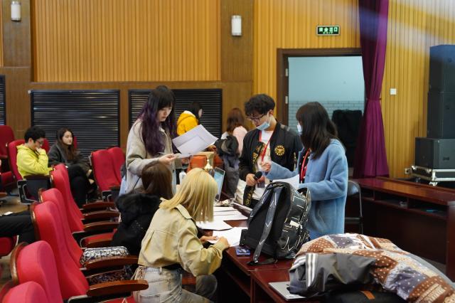 late-autumn-song-festival-1